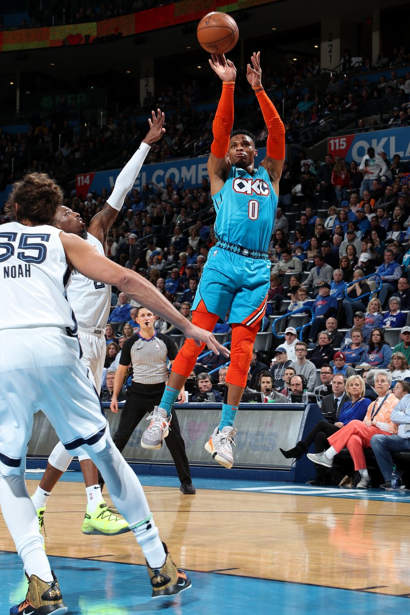 行侠持球发 行侠持球发